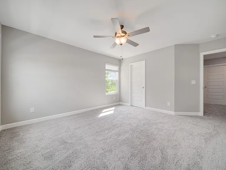 2501 Napa Valley Way — Photo 26