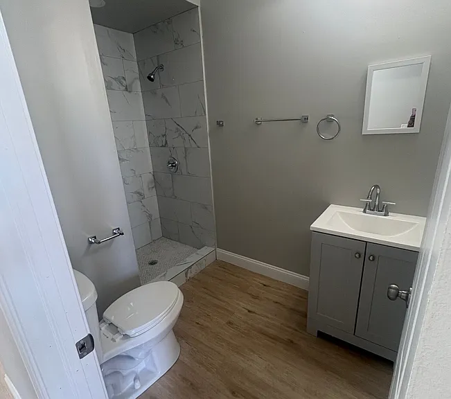 2105 Maryland Ave #3D — Photo 4