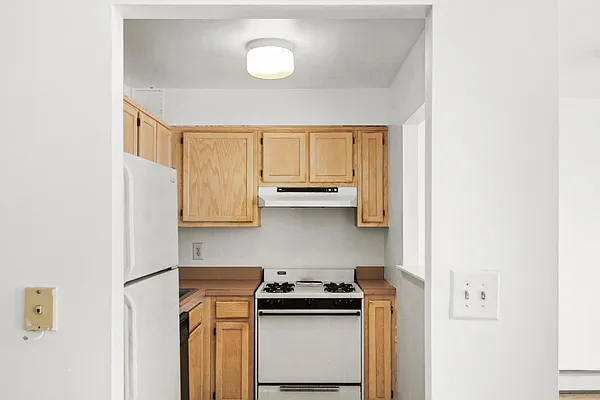 Rented by Anthony T Crews Real Estate LLC | media 4