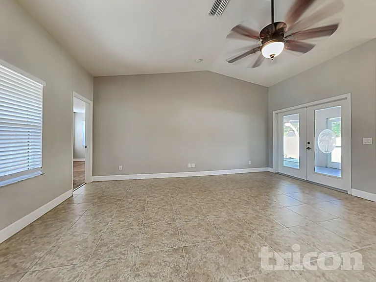 7438 Watson Ln — Photo 2