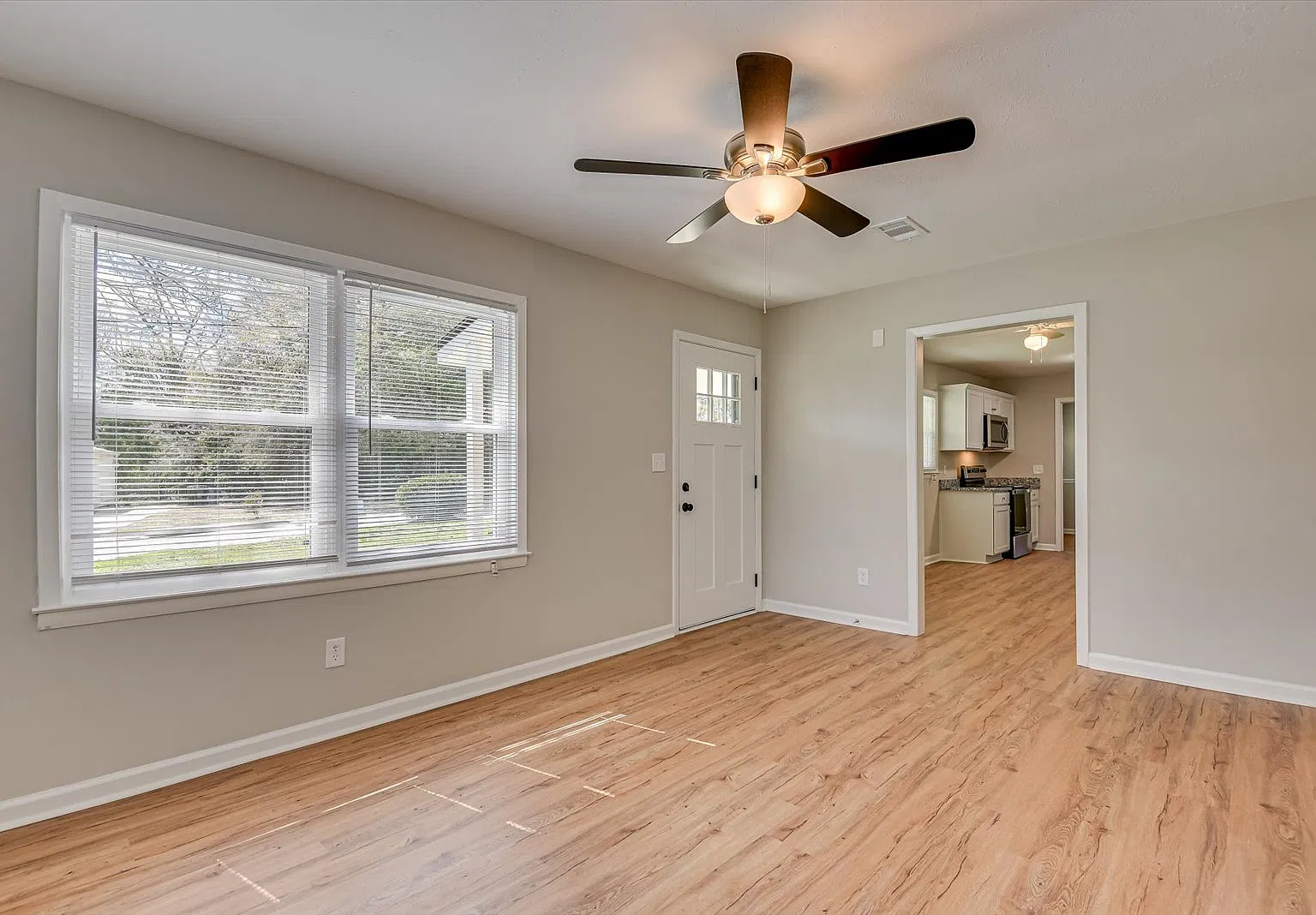 2513 Parkway Drive - 1 — Photo 4