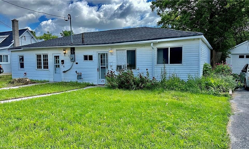 227 Victoria Ave 225, Gananoque, ON K7G 2S3 MLS 40520331 Zillow