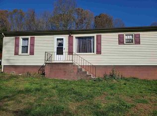 3033 S Davy Crockett Pkwy, Morristown, TN 37813