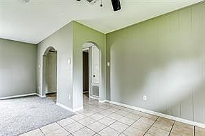 4th image of 9907 Kell Dr