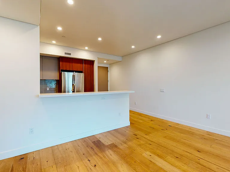 938 S Orange Grove Ave #203 — Photo 11