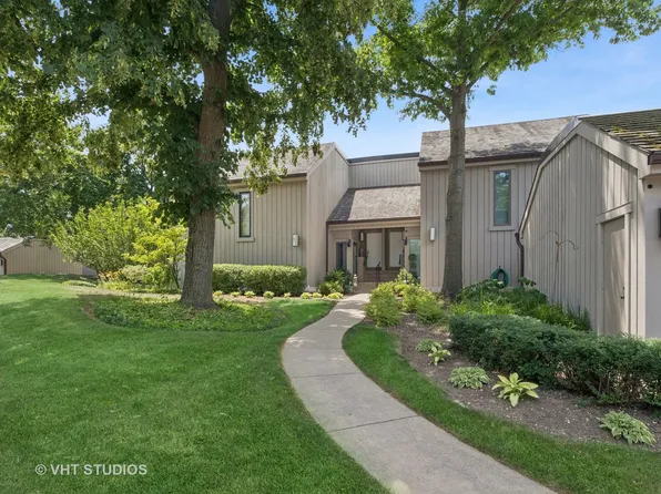 97 Thornhill Ln APT D, Lake Barrington, IL 60010