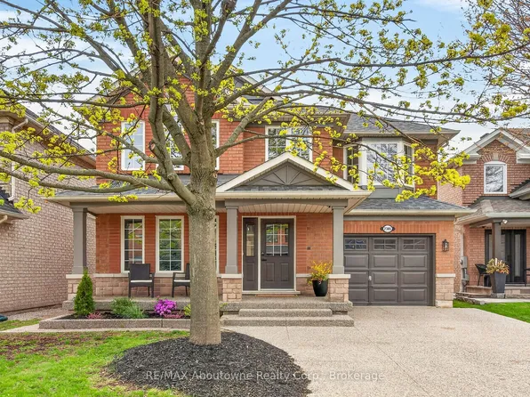 2385 Guildstone Cres, Oakville, ON L6M 3Y8