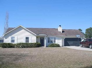 117 Parnell Rd, Hubert, NC 28539