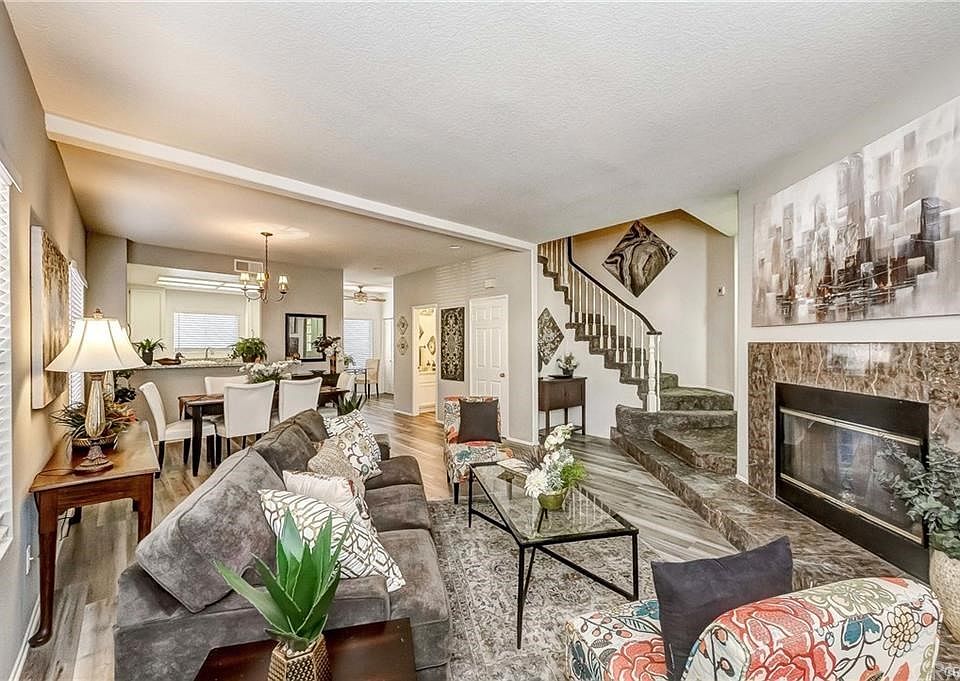 1st image of 15074 Ocaso Ave