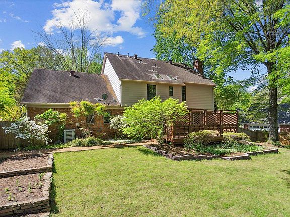 3rd image of 7398 Deep Valley Dr