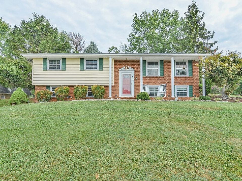 1st image of 4824 Landon Ct