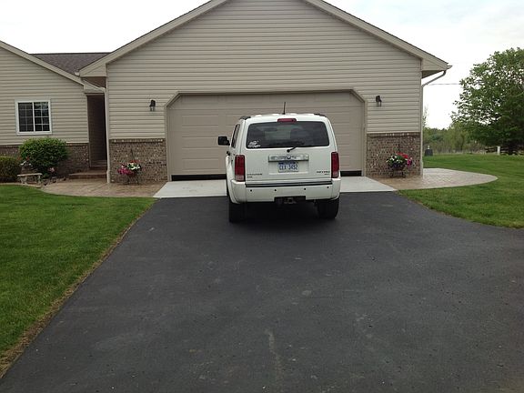 2nd image of 2101 Oakwood Rd