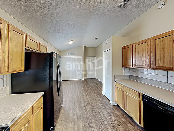 4th image of 6076 Scenic Meadow Ln