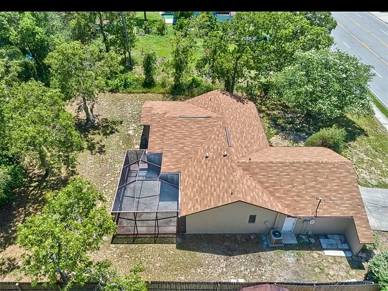4636 Mariner Blvd — Photo 4