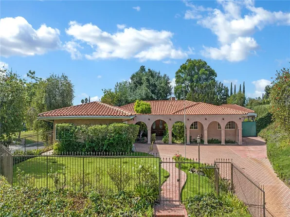 11901 Mallot Pl, Granada Hills, CA 91344