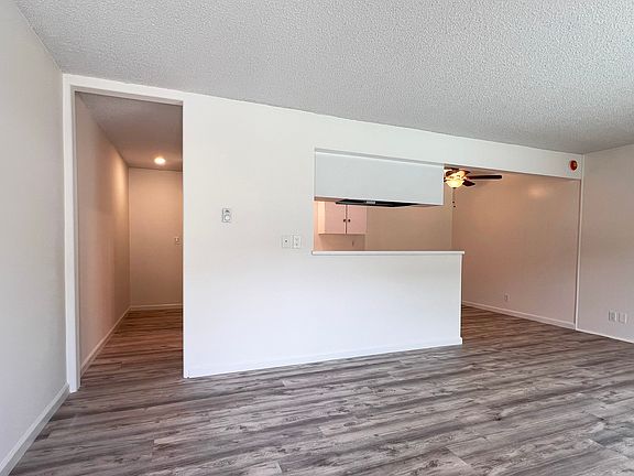 2nd image of 4342 Green Ave APT 3