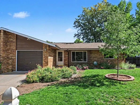 720 Ponderosa Dr, Fort Collins, CO 80521