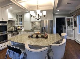 15 Clifton St, Quincy, MA 02169