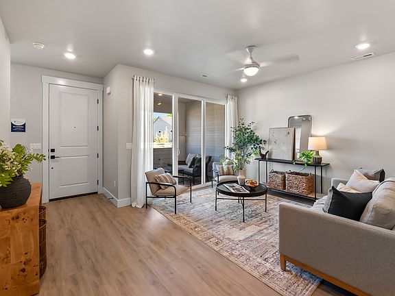 Bluebird Model Foyer