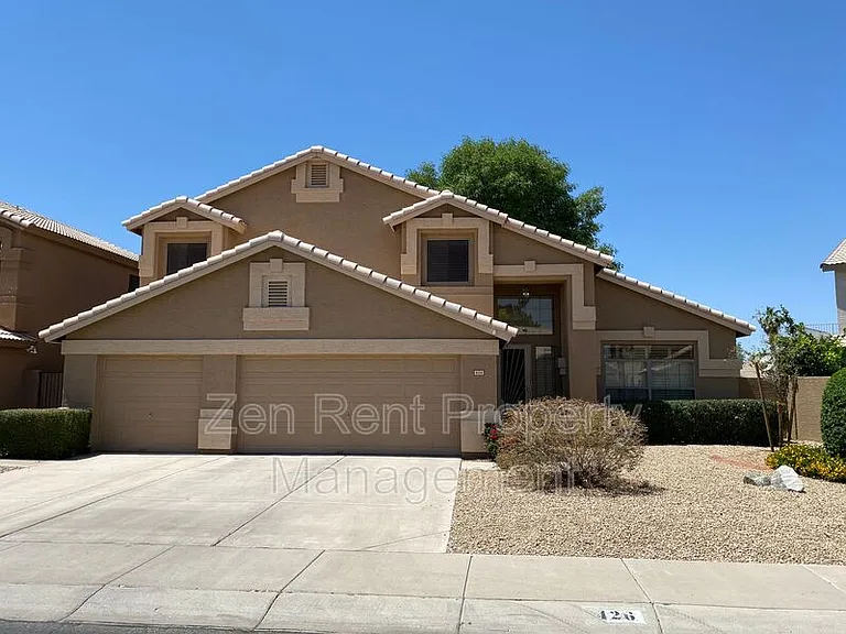 426 S Burk St — Photo 1