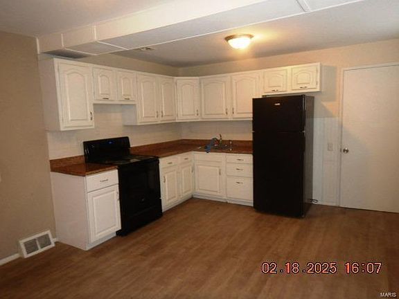 5th image of 10222 Reba Dr