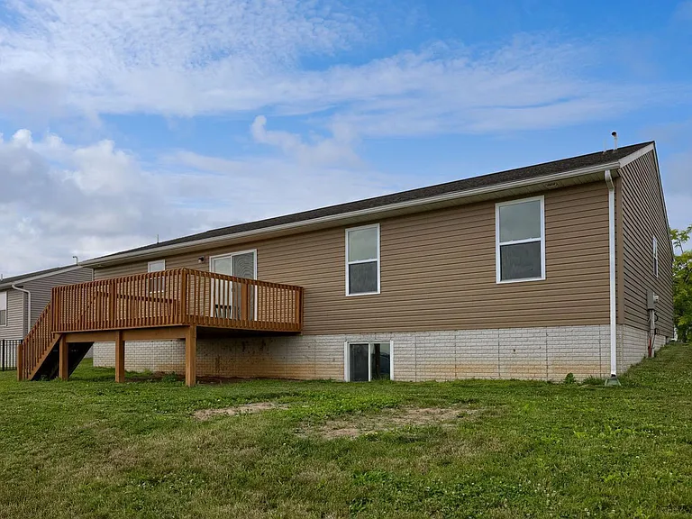 10 Hillside Dr — Photo 28