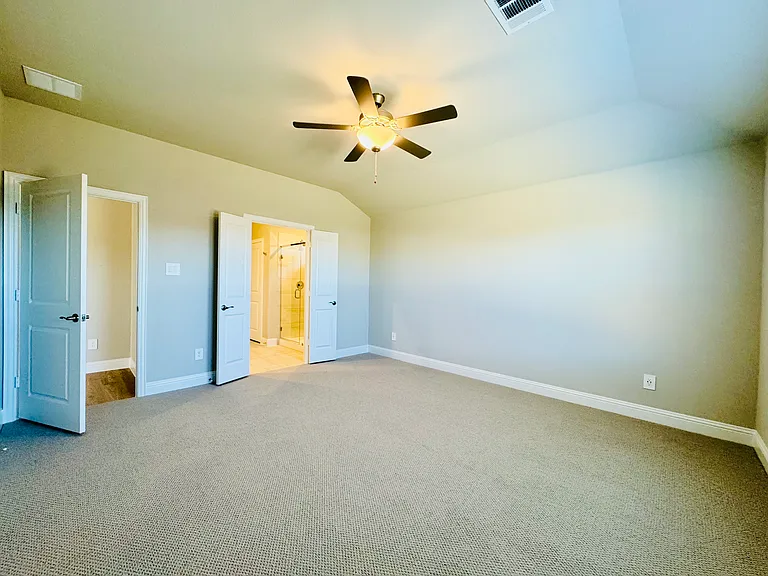 1093 Eagle Run Ln — Photo 6