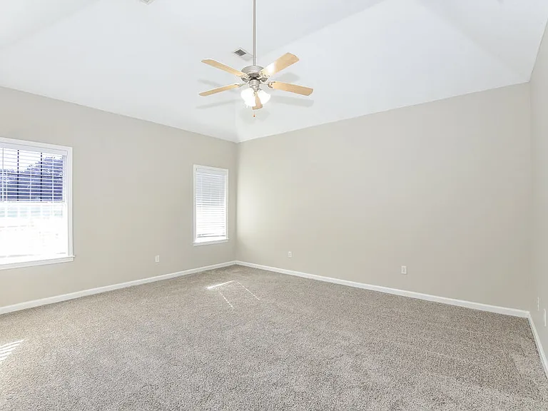 4485 Nicholas Ln — Photo 12