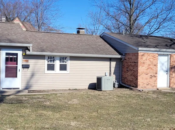 208 S Lebanon St, Mascoutah, IL 62258