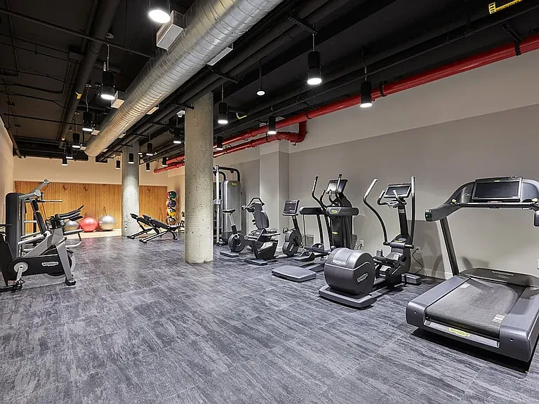 600 W 58th St #5K — Photo 11