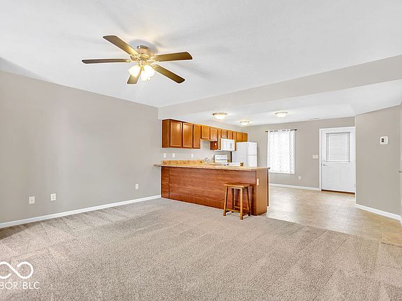 2nd image of 1250 W Adams Hill Cir APT 503