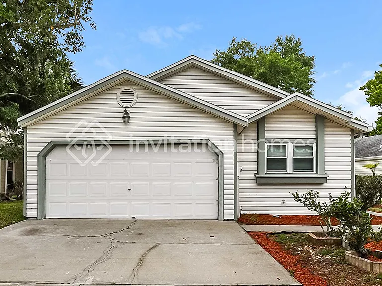 130 Meadow Blvd — Photo 1