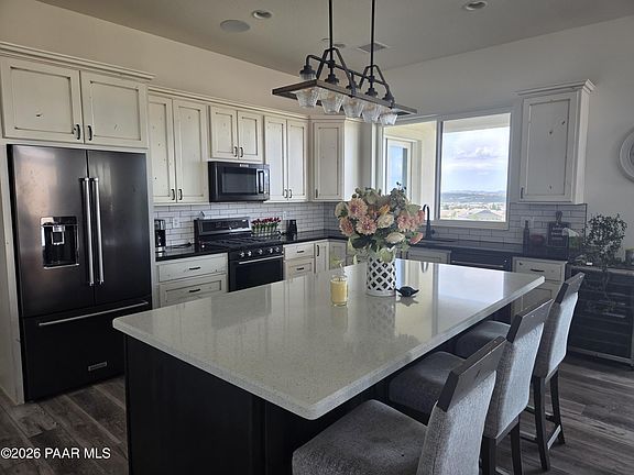 4th image of 970 Rosye View Ln