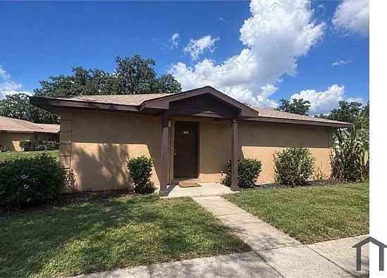 2 bed, 877 sqft, $1,195 — Photo 2