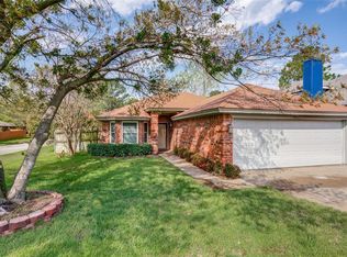 532 Kelley Ct, Fort Worth, TX 76120