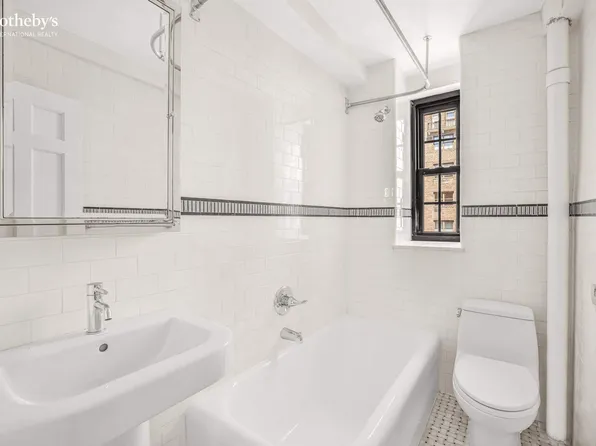 240 East 79th Street image 15 of 16