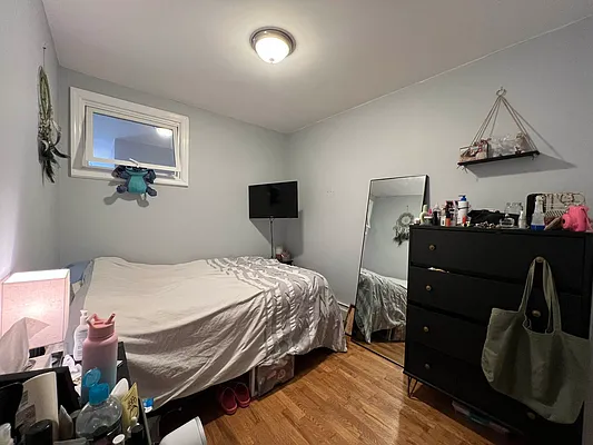 Rented by Rumah Realty Inc | media 12