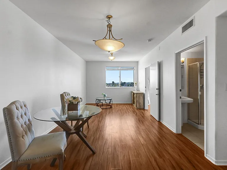 580 W Main St #318 — Photo 12