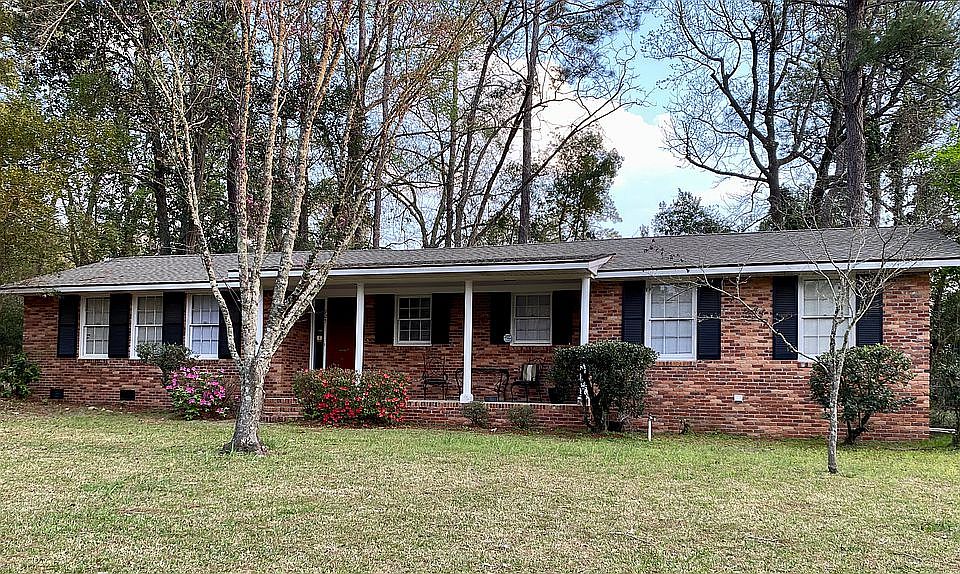 Corner lot