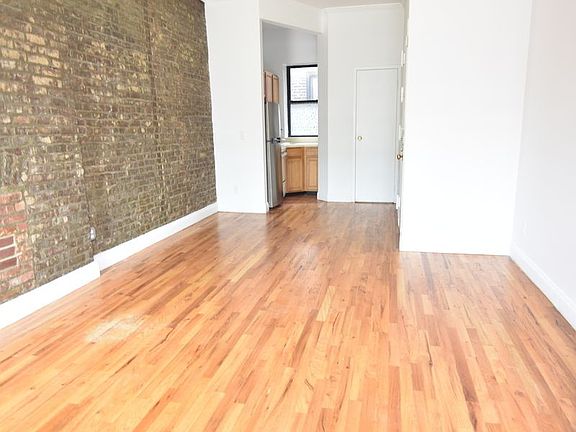 4th image of 118 E 102nd St #55A