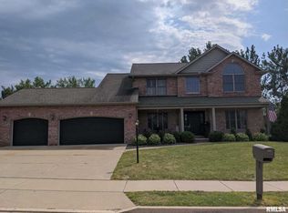 2018 W Geneva Rd, Peoria, IL 61615