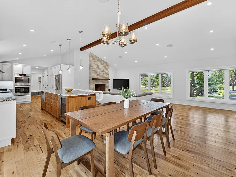 13 Eton Ct — Photo 3