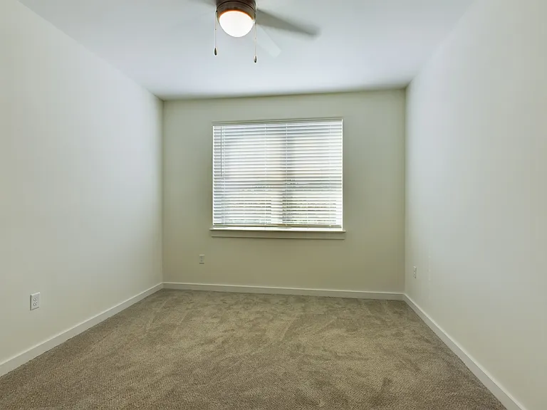 Sanctuary Bluff Apartments — Photo 62