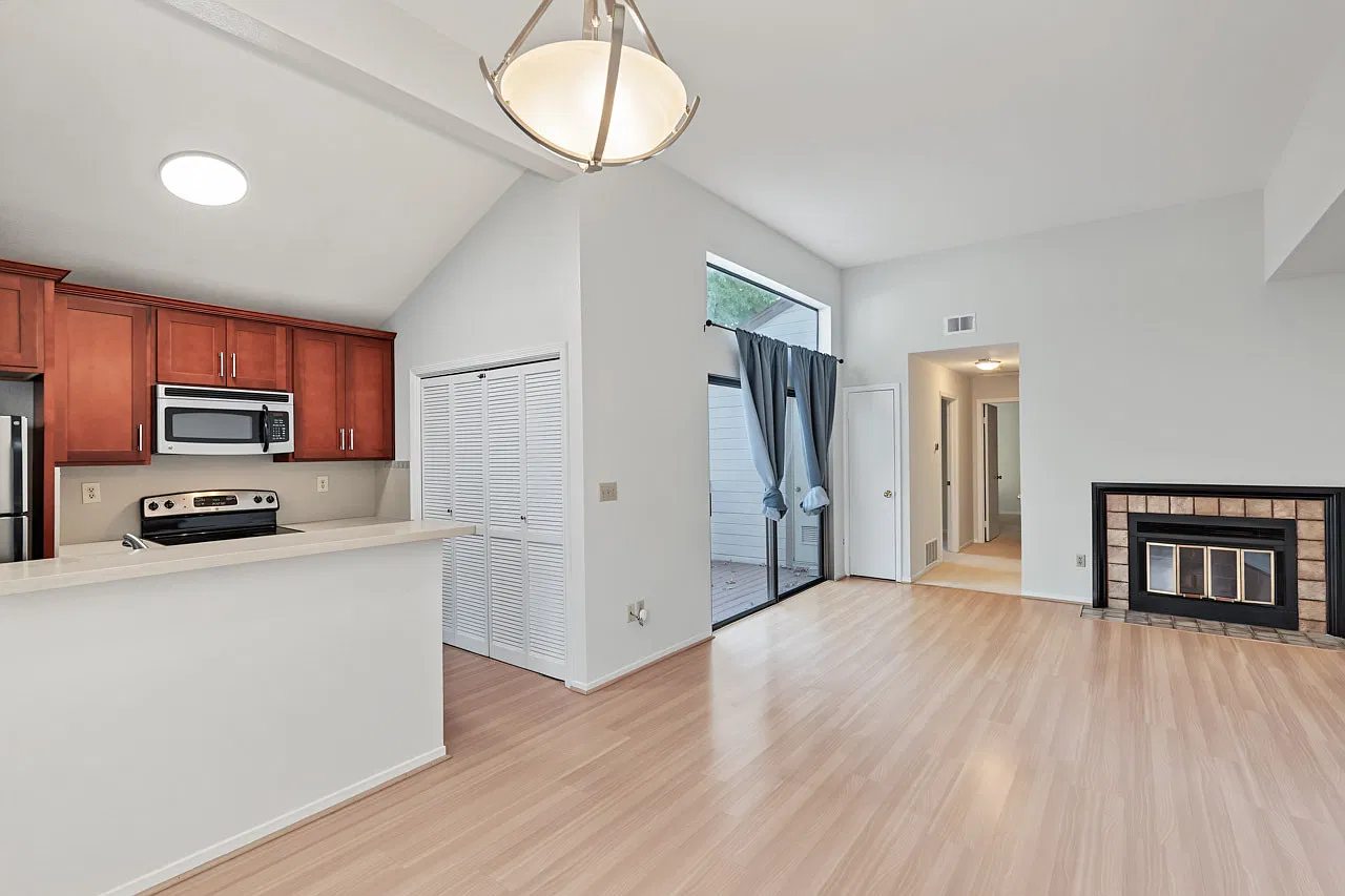1540 Meadow Ridge Circle - 1540 — Photo 1