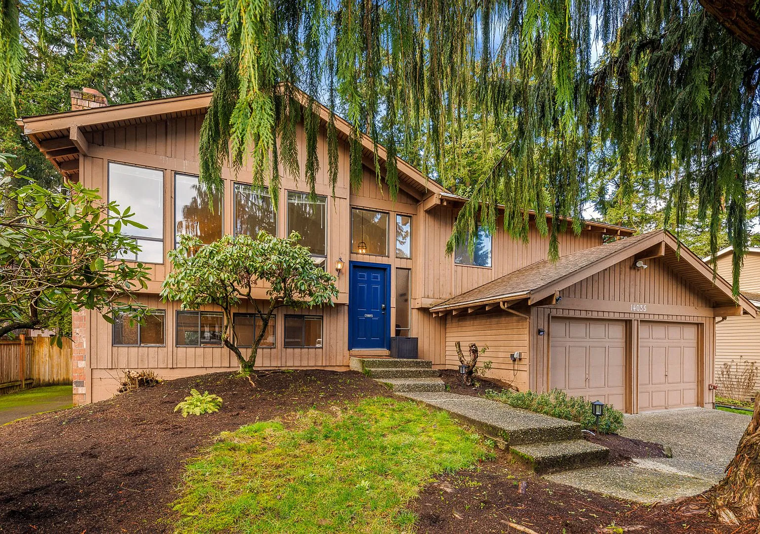 4 Bedroom Finn Hill Home with Fully Fenced Private Yard and 2 Car Garage — Photo 1