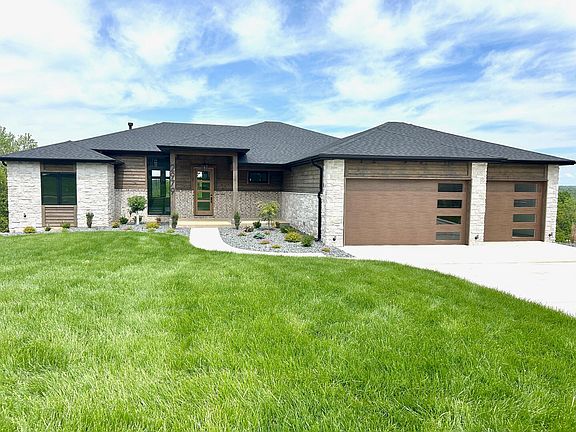 3rd image of 2979 E Kemmling Lane