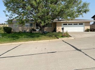 807 S 6th St, Atwood, KS 67730