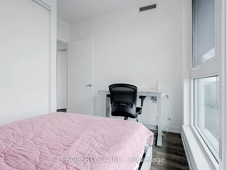 898 Portage Pkwy #1602 — Photo 25