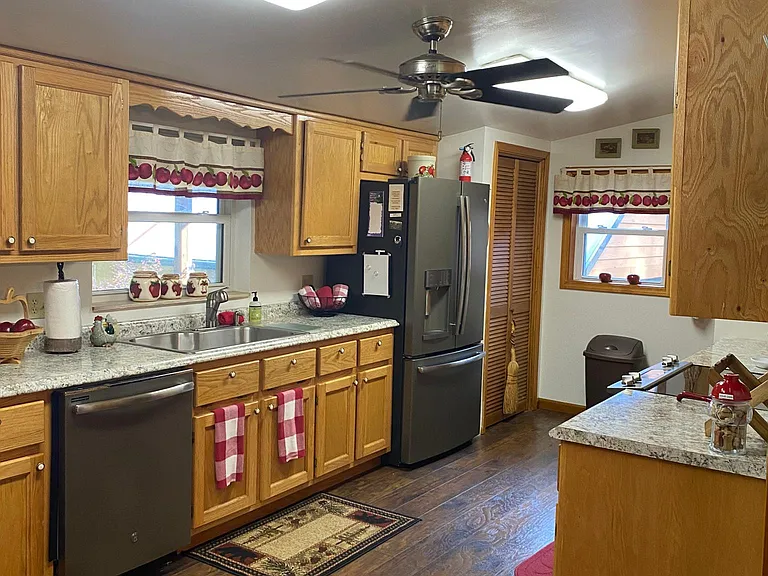 Newly renovated Fully stocked kitchen with GE appliances.