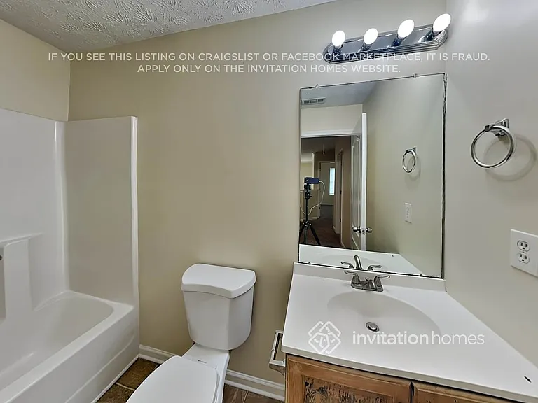 3985 Melanie Woods Dr — Photo 8